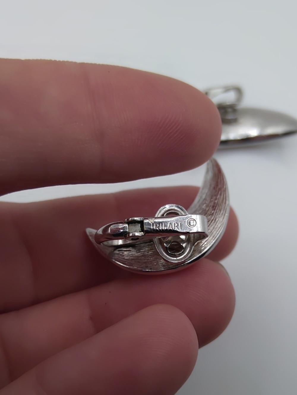 Crown Trifari Brushed Silver Tone Half Moon Clip On Earrings - Picture 5 of 5